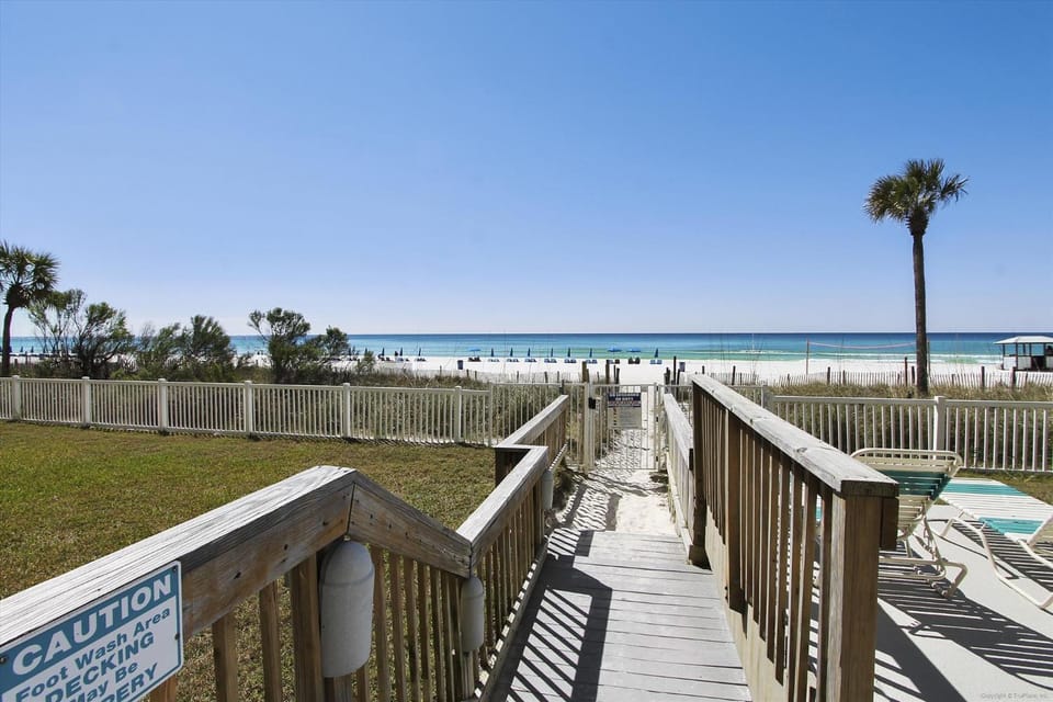 Long Beach Resort 102 Tower 1 By Book That Condo House in Long Beach