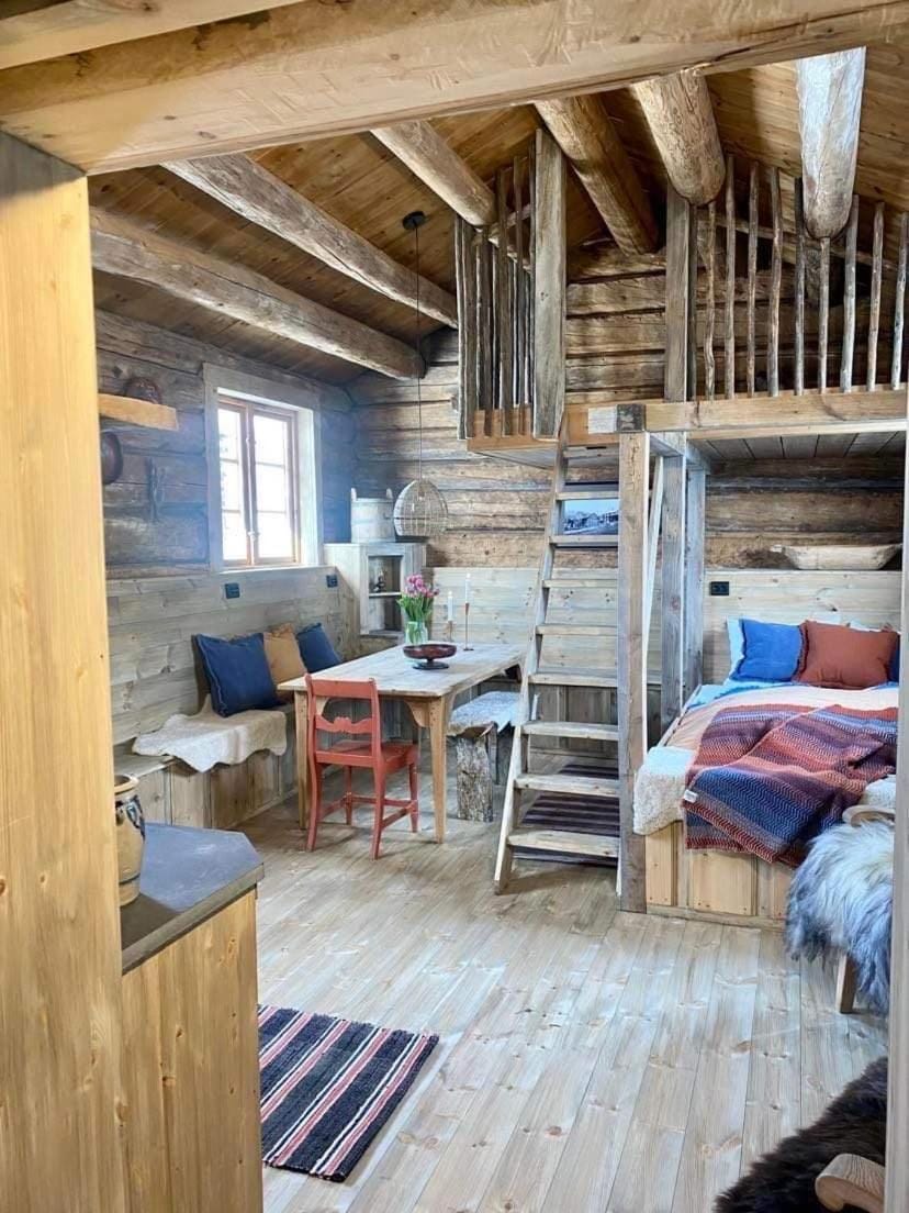 Sauefjøset - Idyllisk gardstun fra 1800-tallet House in Innlandet