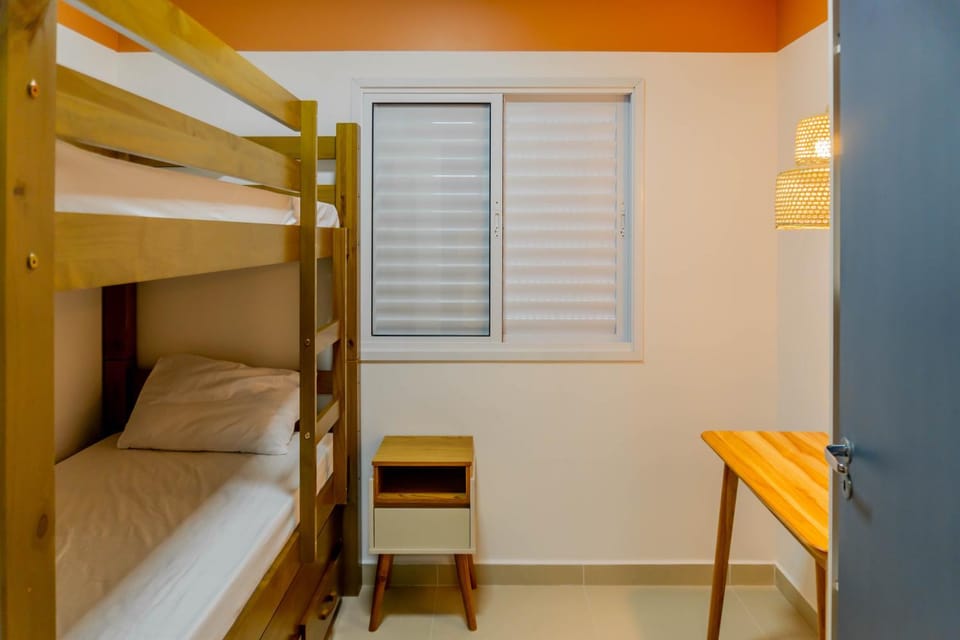 Bedroom, bunk bed, hair dresser
