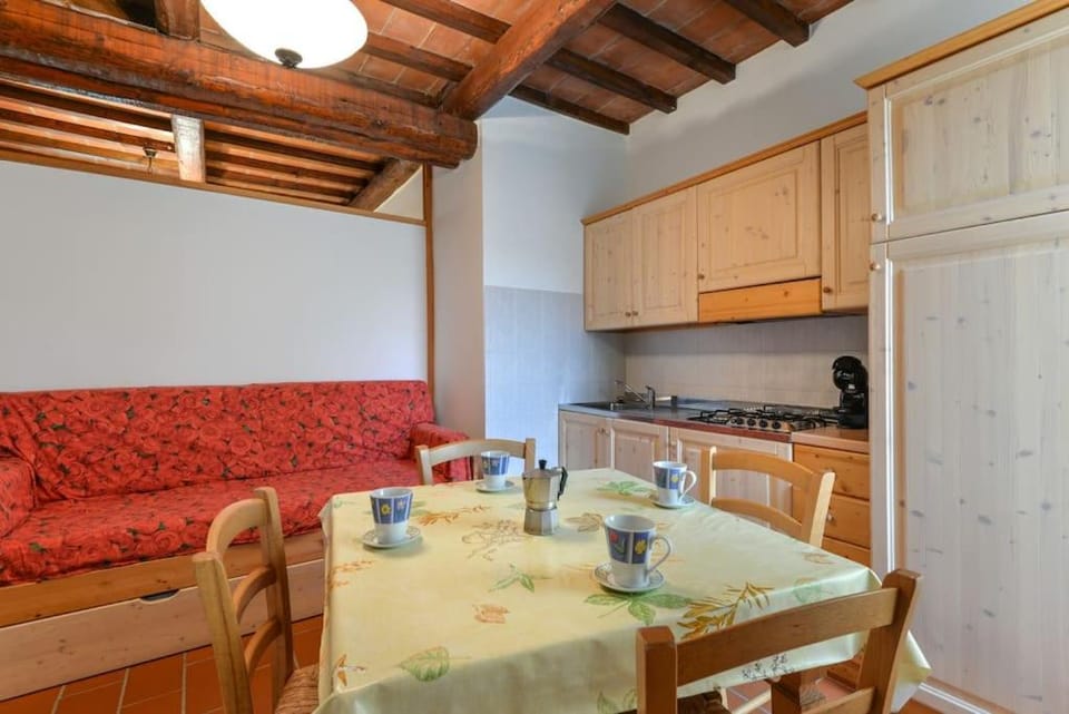 Kitchen or kitchenette, Living room, Dining area