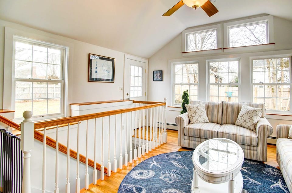 2 Mi to Beach: Walkable Coastal Gem in Hyannis! House in Hyannis