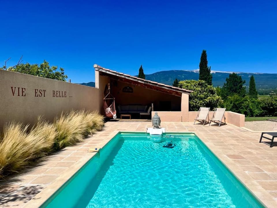 Mas Moucia Villa in Mormoiron