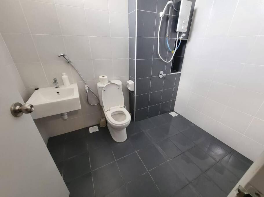 Toilet, Bathroom