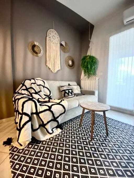 Appartamento Tribal Rivamare Apartment in Diano Marina