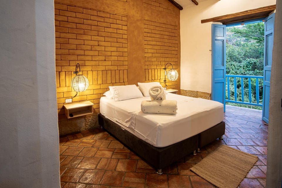 Bed, City view, Mountain view