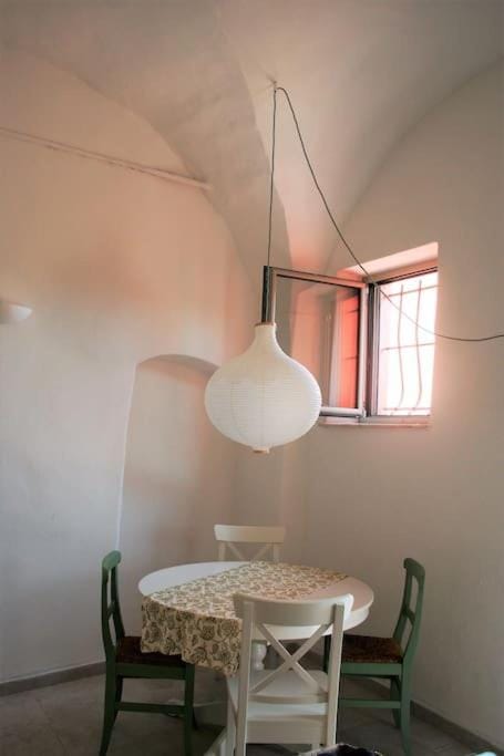 Casa Ninetta, tra mare e natura. House in Finale Ligure