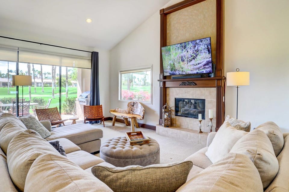 FULL Palm Valley CC Access: Luxe Gem w/ Epic Views House in Palm Desert