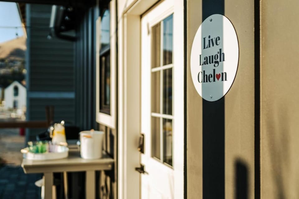 Live Laugh Chelan #136 House in Chelan (In Town)
