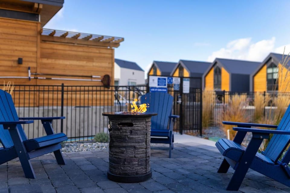 Rum Away with Me #303 House in Chelan (In Town)