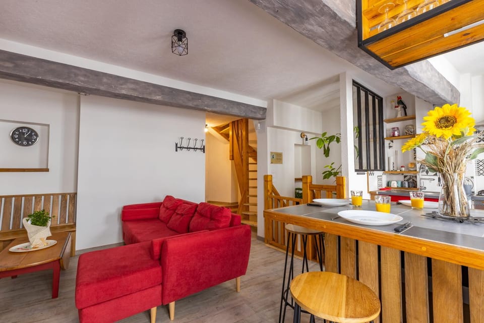 Property building, Living room