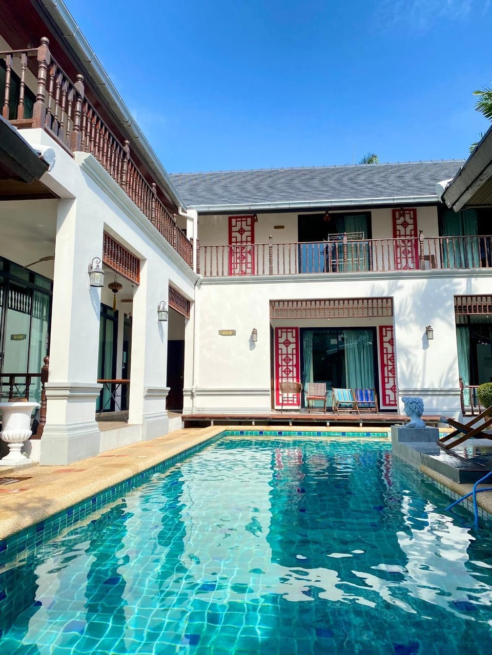 Property building, Swimming pool