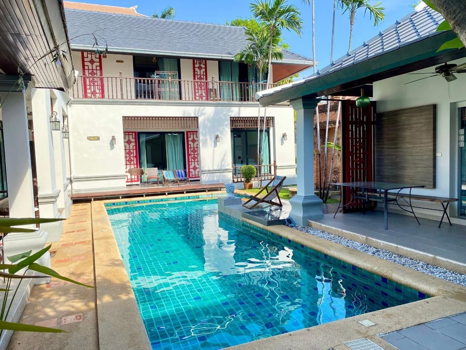 Property building, Swimming pool