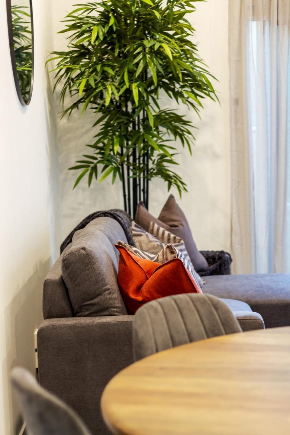 Living room, Decorative detail, Seating area