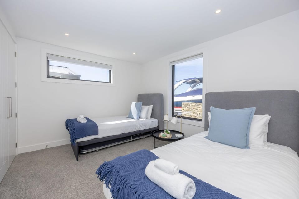 Bed, Bathroom, Balcony/Terrace, Kitchen or kitchenette, Lounge or bar, Bedroom, Location