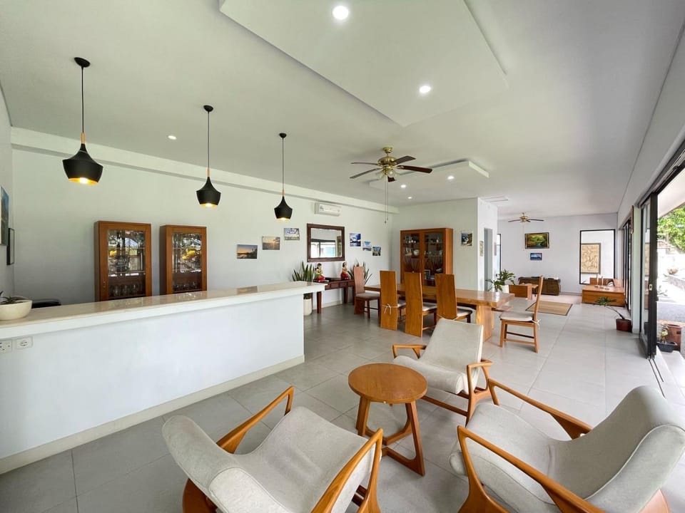 Seating area