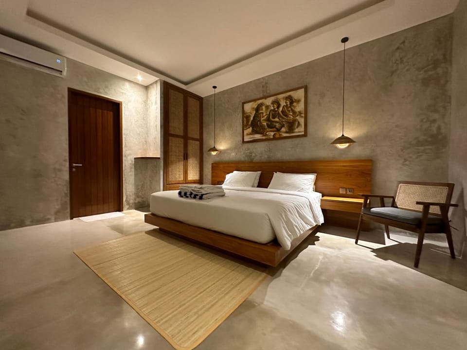 Bed, Photo of the whole room, Bedroom, air conditioner