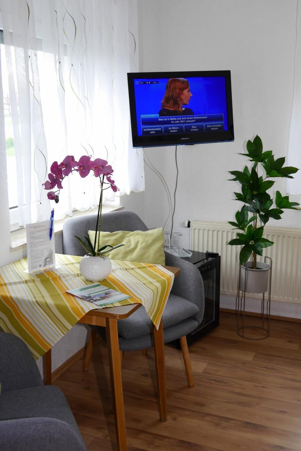 TV and multimedia, Seating area, internet
