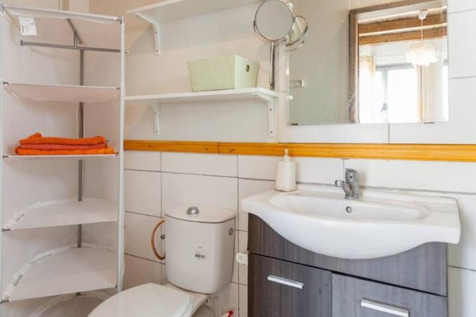 BIG BIG TERRACE KEREM COSY STUDIO Apartment in Tel Aviv-Yafo