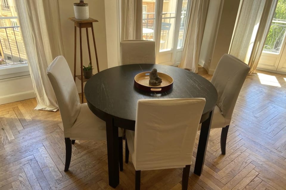 Nice 56m with balcony in rotunda near the sea Apartment in Nice