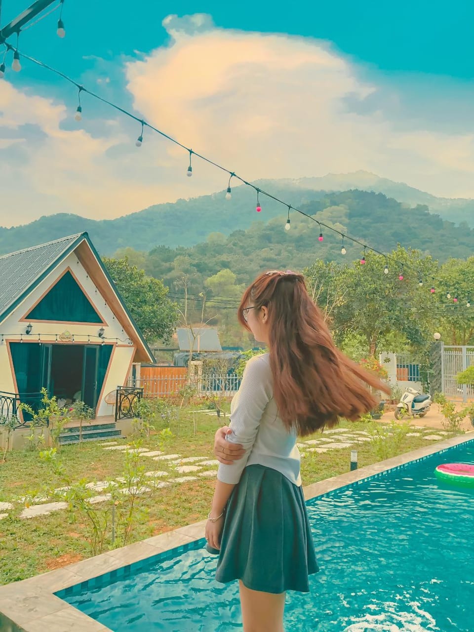 Day, Swimming pool