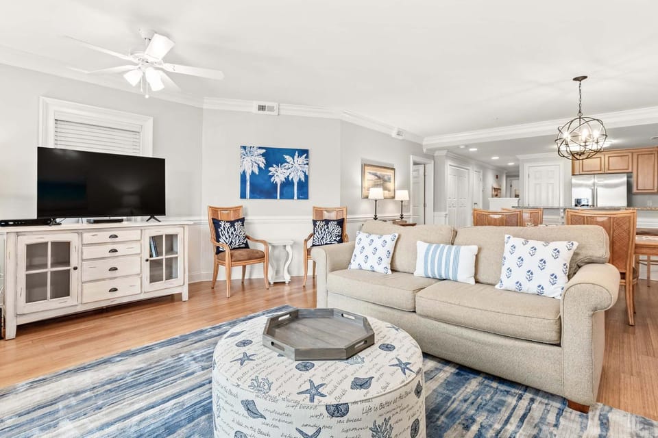 Brass Rail 220 Apartment in Tybee Island