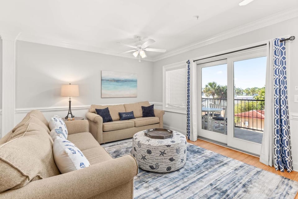 Brass Rail 220 Apartment in Tybee Island