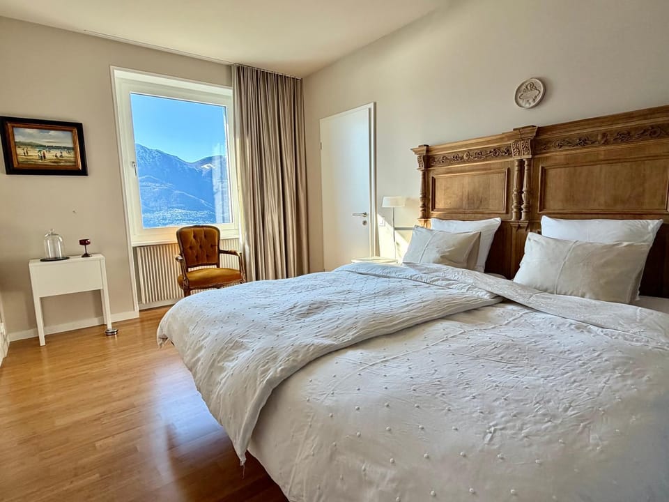 Bed, View (from property/room), Bedroom