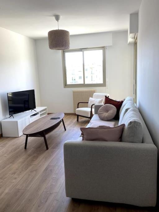Bel appartement T2, lumineux Apartment in Ajaccio