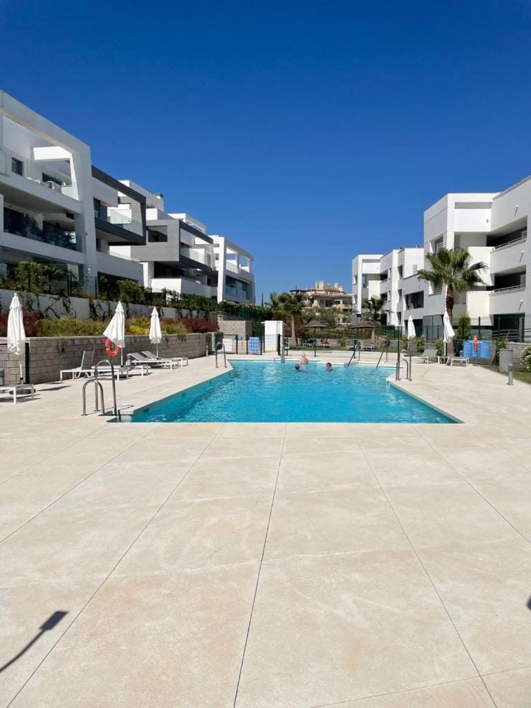 Vanian Gardens Apartment -Stella Apartment in Costa del Sol