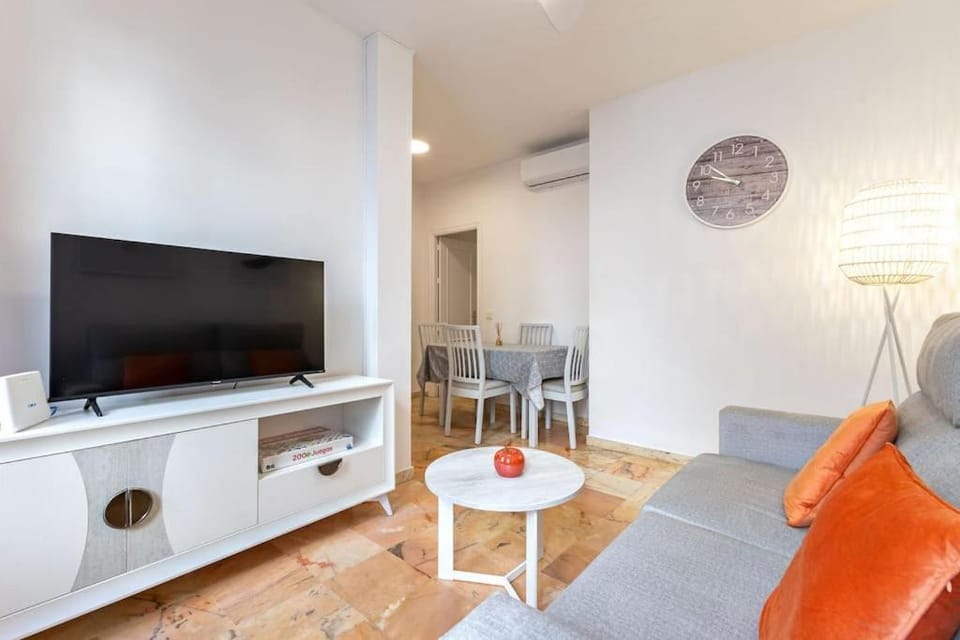Jimios city center by Valcambre Apartment in Seville