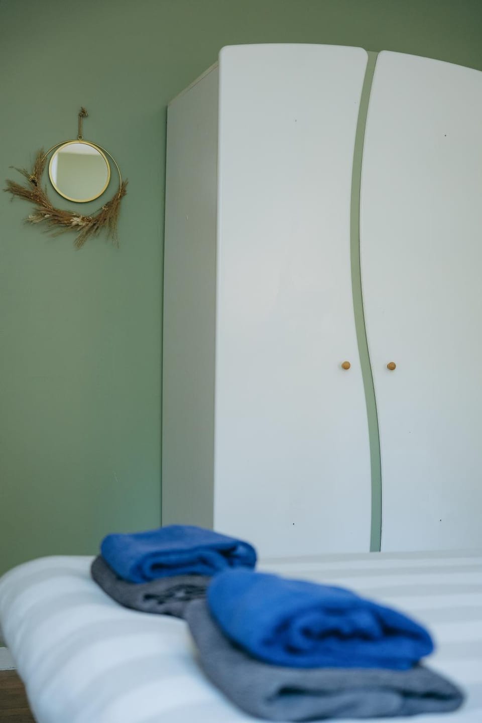 Bed, wardrobe