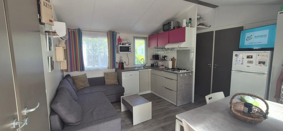 mobil-home 6 places Campground/ 
RV Resort in Sanguinet