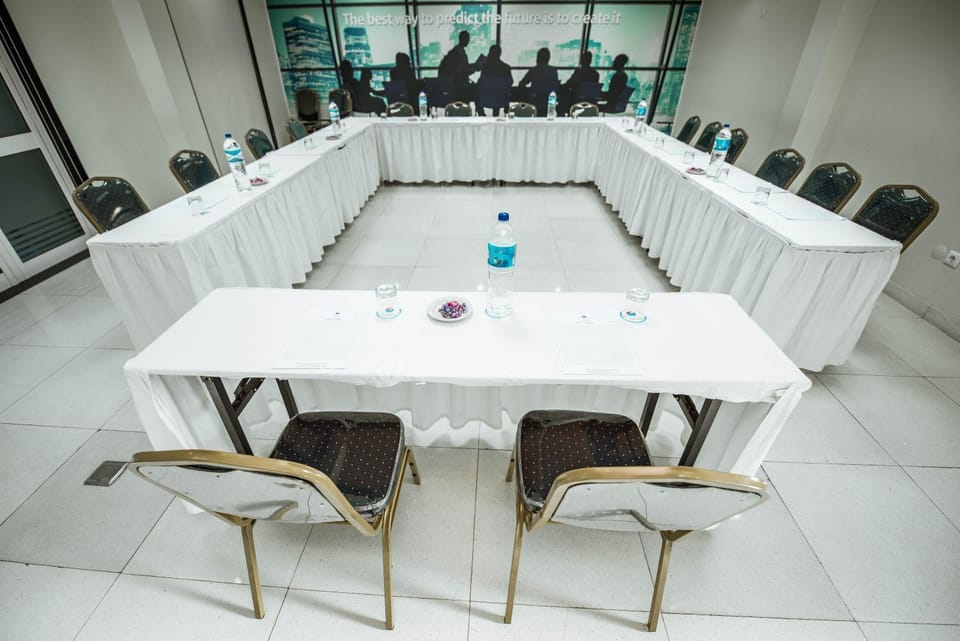 Banquet/Function facilities, Meeting/conference room