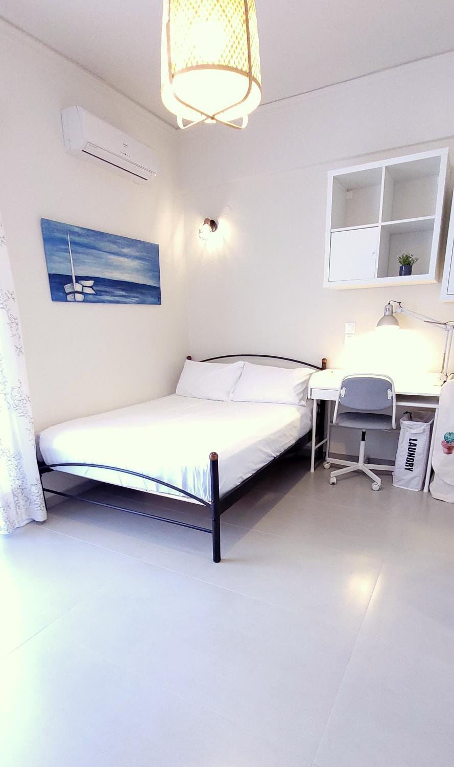 Bed, Photo of the whole room, Bedroom, hair dresser, air conditioner