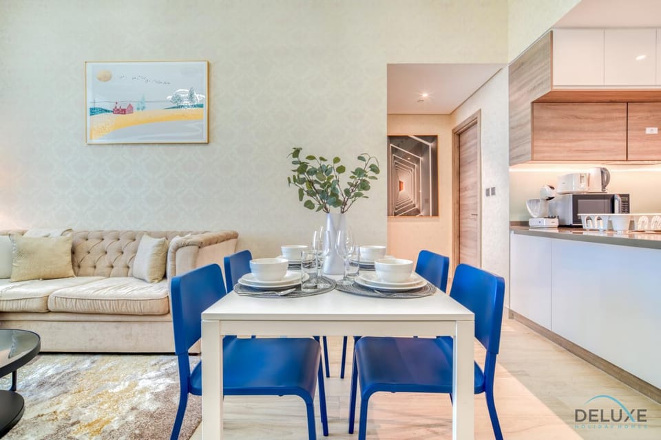Living room, Dining area, kitchen