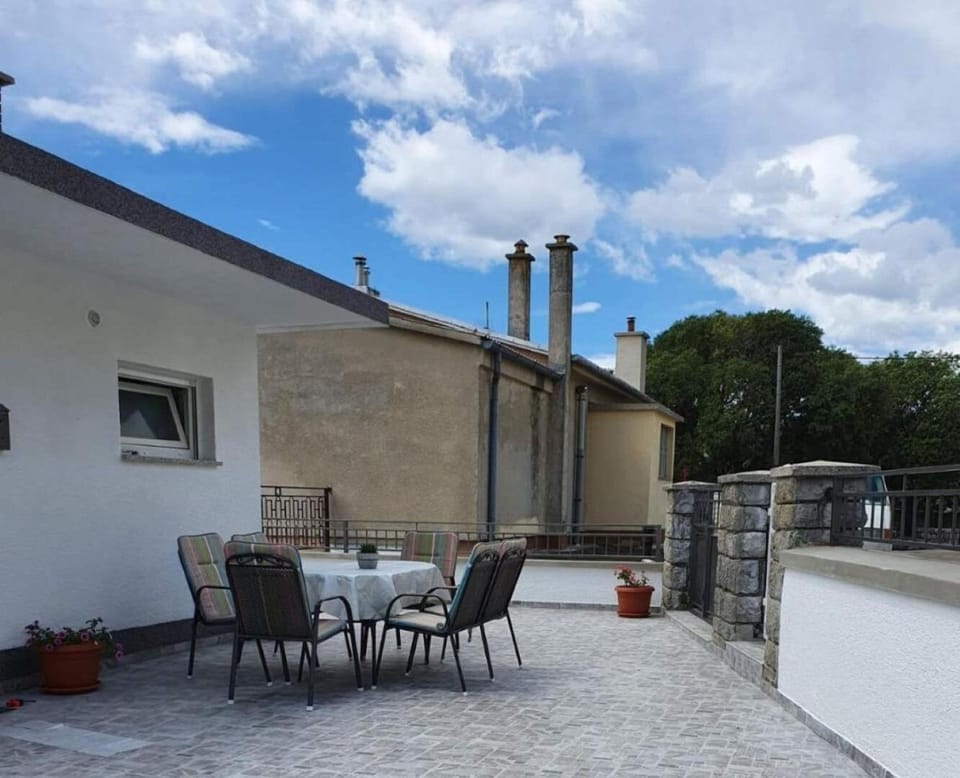 Balcony/Terrace, Seating area