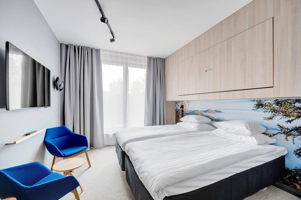 Bedroom, furniture
