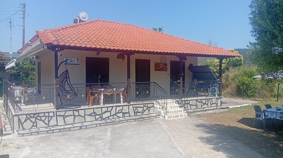 Property building, Garden view, Mountain view