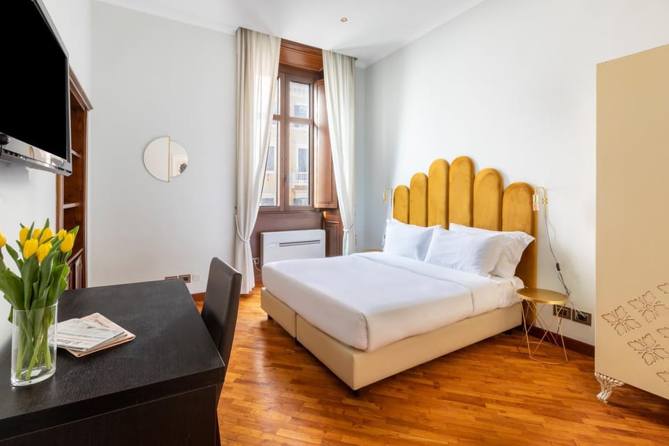 Bed, Photo of the whole room, Bedroom, hair dresser