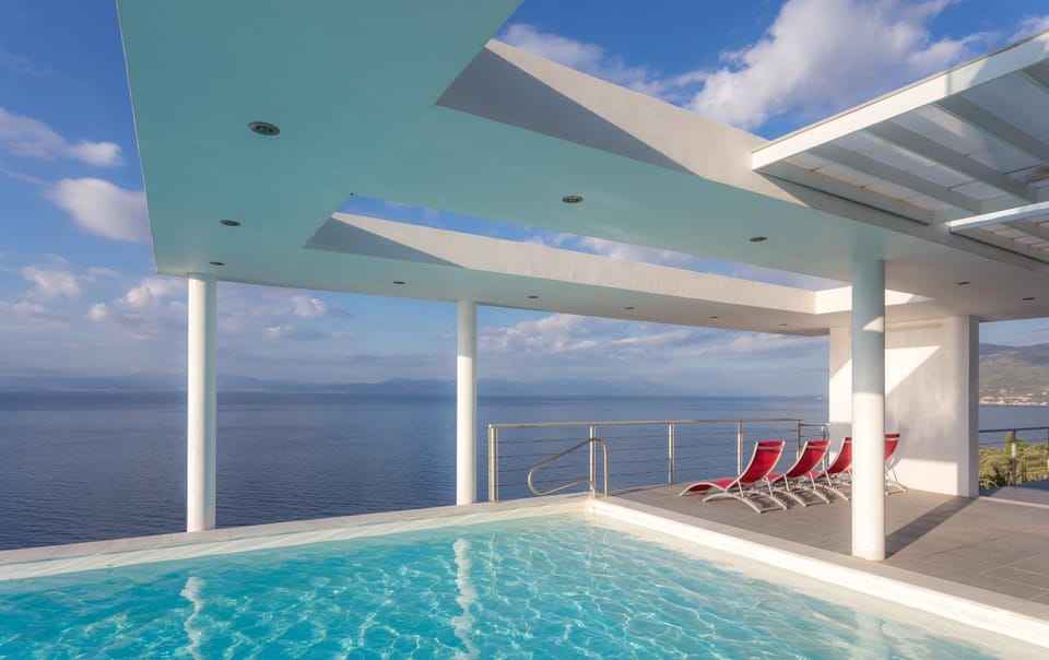 Super Luxurious Villa - 600m² - Up to 22 people Villa in Euboea