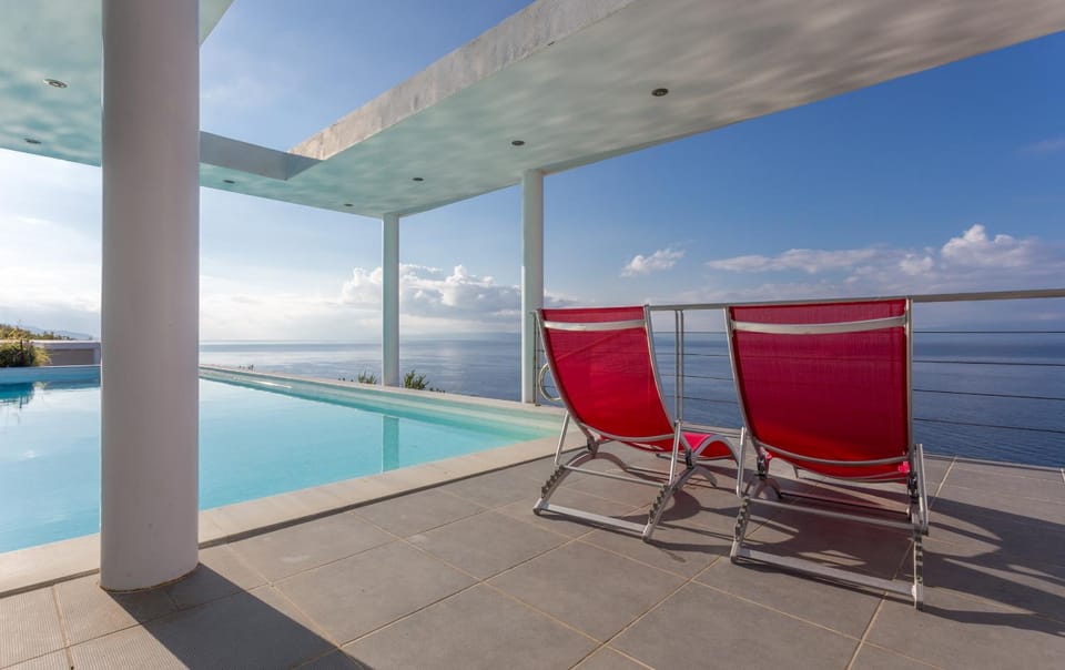 Super Luxurious Villa - 600m² - Up to 22 people Villa in Euboea