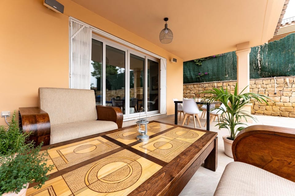 Property building, Living room