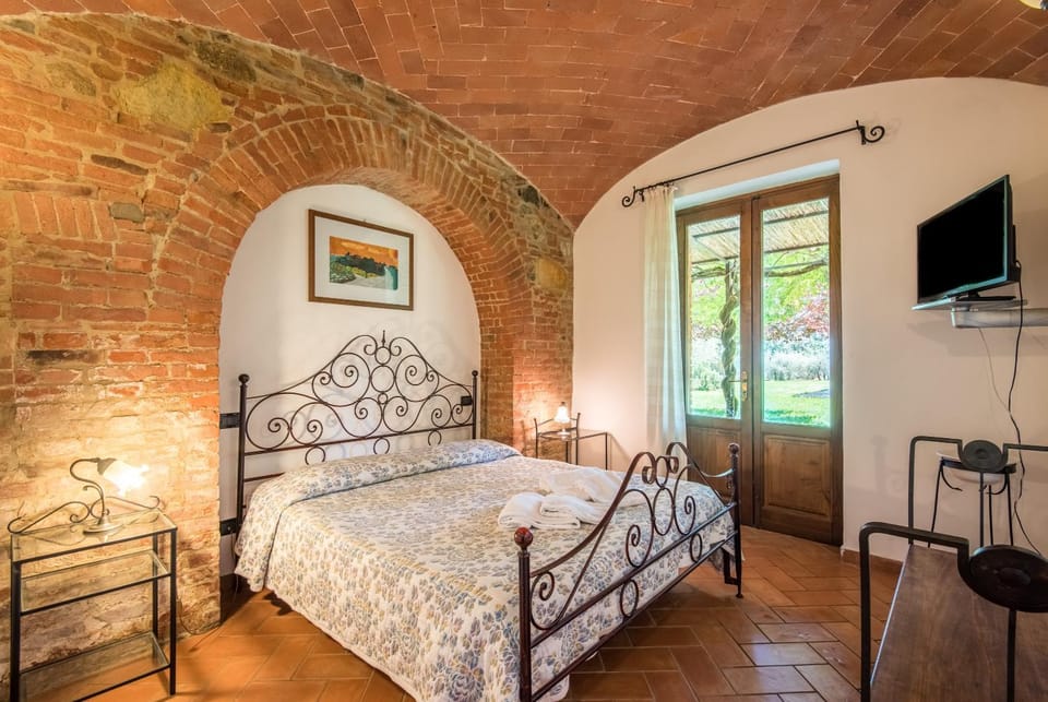 Property building, Living room, Bedroom