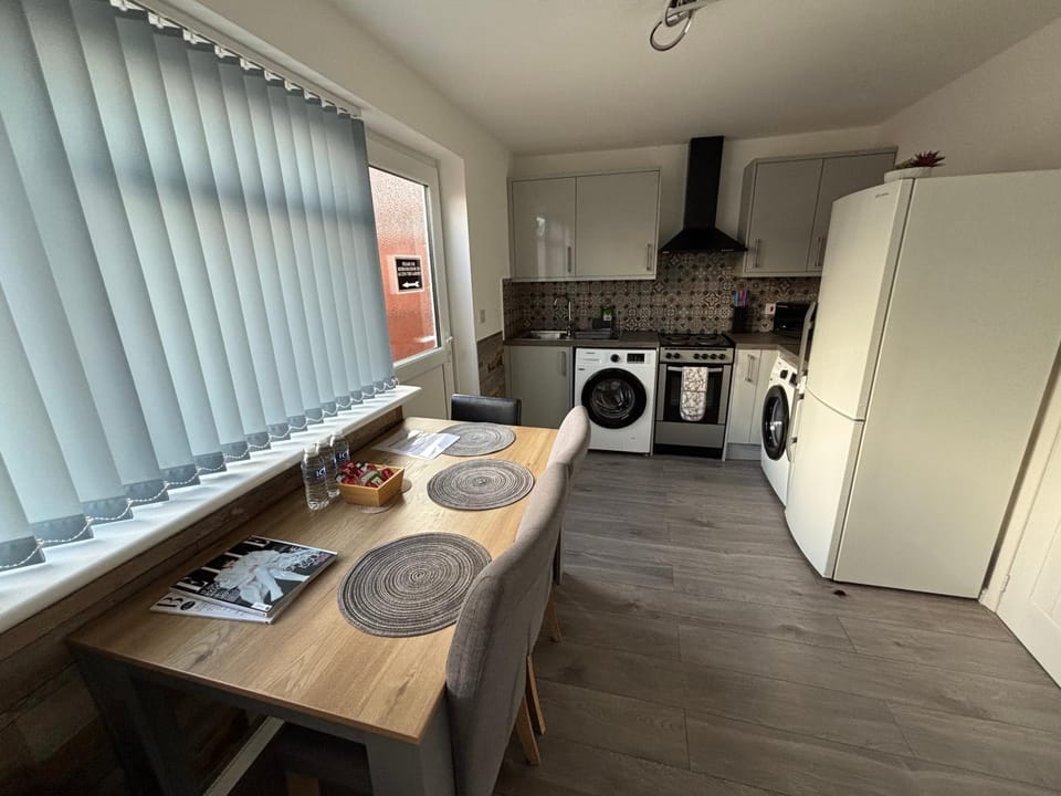 Gatwick Studio Bed and Breakfast in Horley