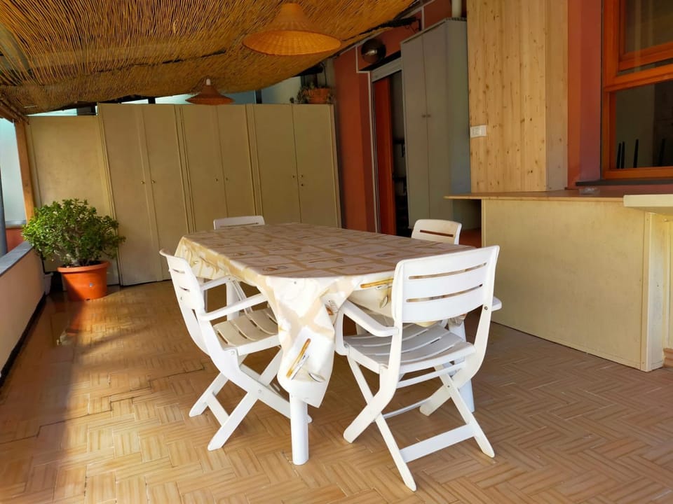 Balcony/Terrace, Balcony/Terrace