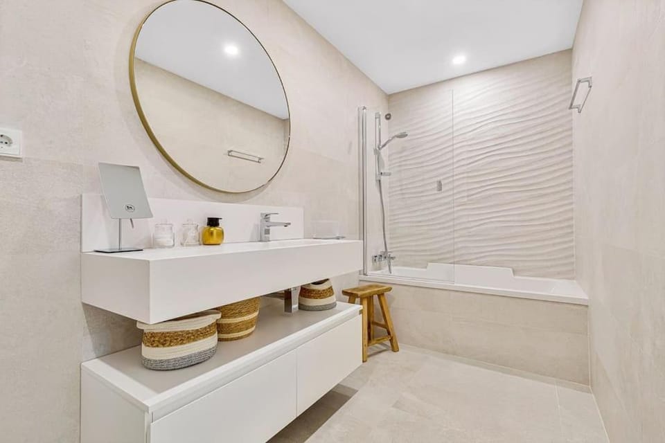 Stunning luxurious apartment. Apartment in Fuengirola