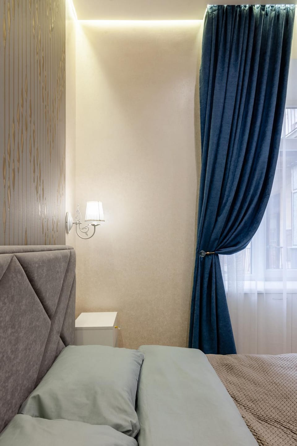 Luxury flat near Opera 2 Apartment in Lviv