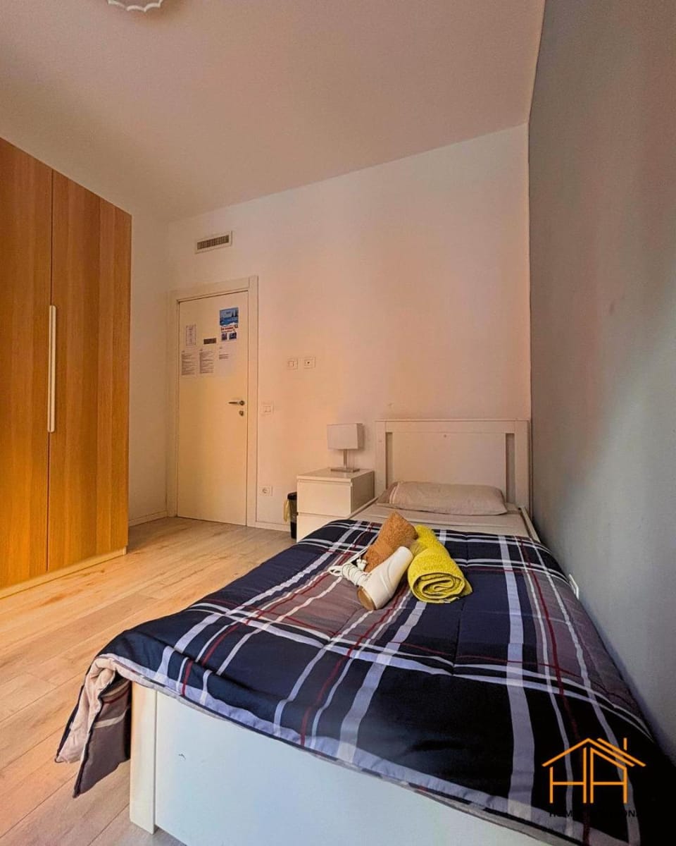 Bed, Photo of the whole room, Bedroom, towels, wardrobe