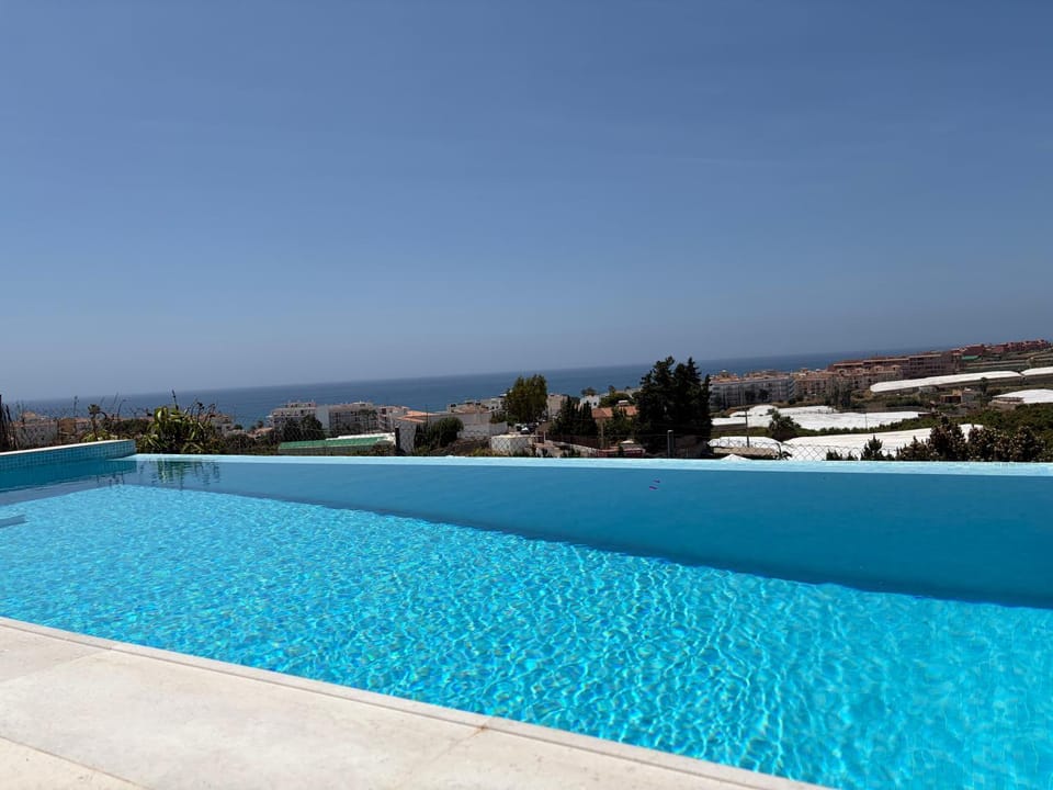 Villa Delicia Villa in Río de Torrox
