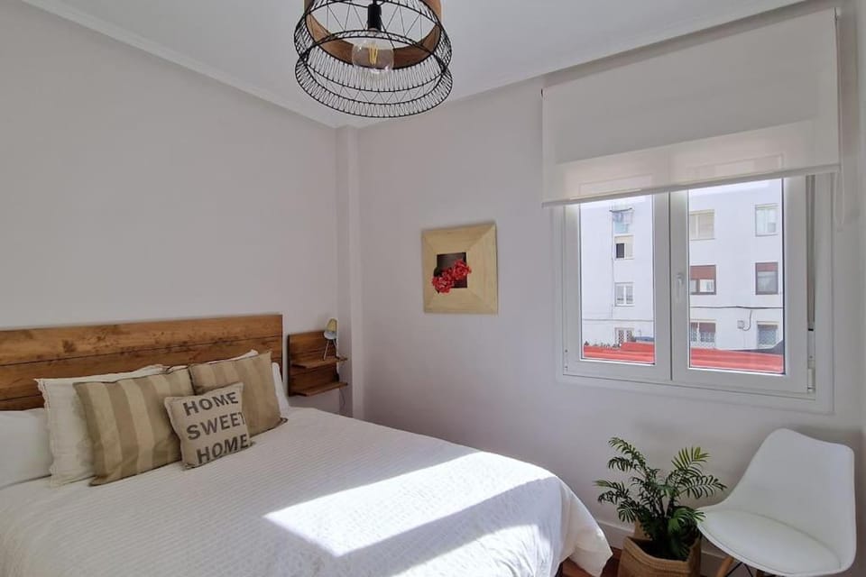Cozy apartment in the City Center by ALOHA Bilbao Apartment in Bilbao